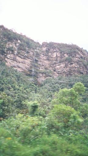 mediumb019.JPG 26.6K